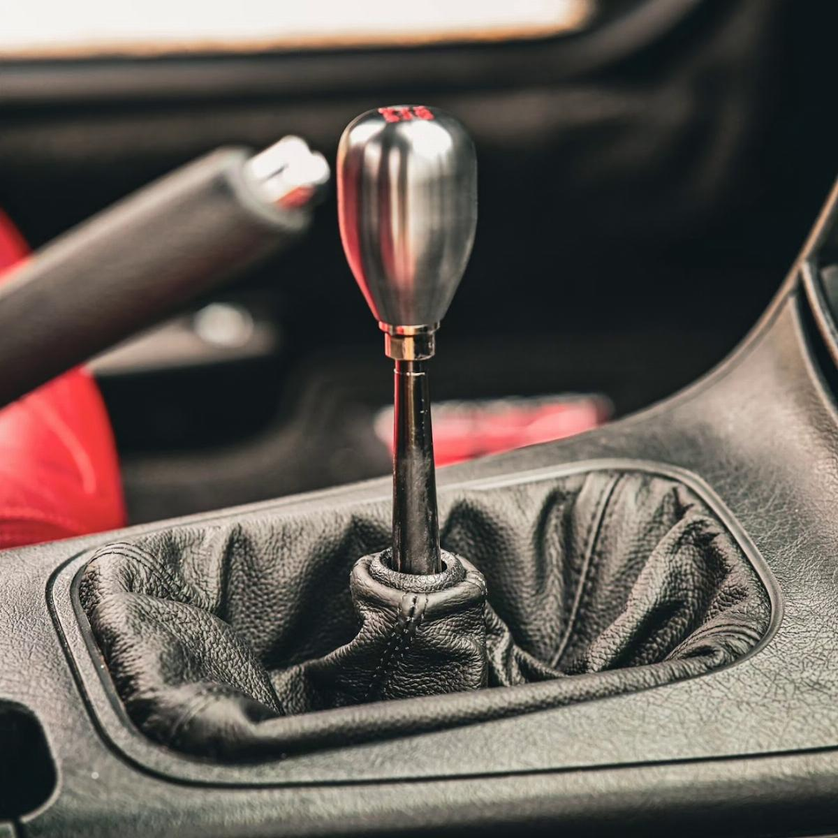 S SUMEX – Pomello Del Cambio In Pelle Nera – Modello Classic Drive V – Senza Grilletto – Universale Per Cambio Manuale – Design Ergonomico, Facile Installazione - 2
